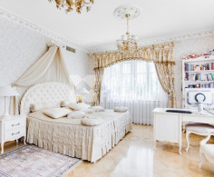 Дом, 64 сотки