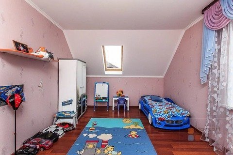 Дом, 2 этажа, 5 комнат