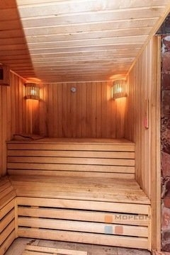 Дом, 2 этажа, 5 комнат
