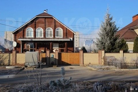 Дом, 2 этажа, 3 комнаты