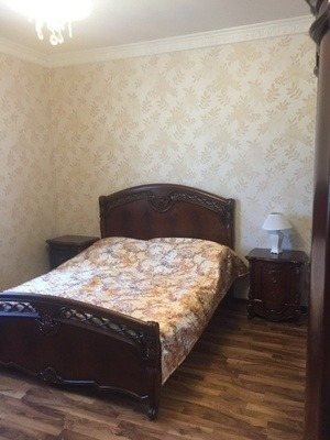 Дом, 2 этажа, 6 комнат