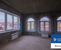 Дом, 3 этажа