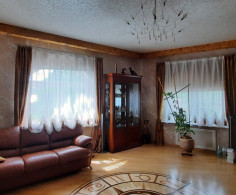 Дом, 3 этажа, 6 комнат