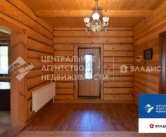 Дом, 3 этажа