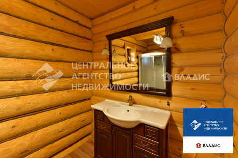 Дом, 3 этажа