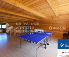 Дом, 3 этажа
