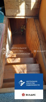 Дом, 3 этажа