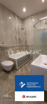Дом, 2 этажа