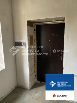 Дом, 2 этажа