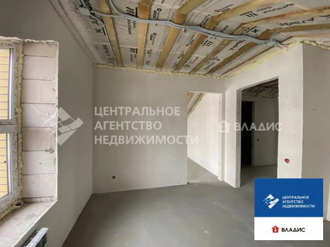 Дом, 2 этажа