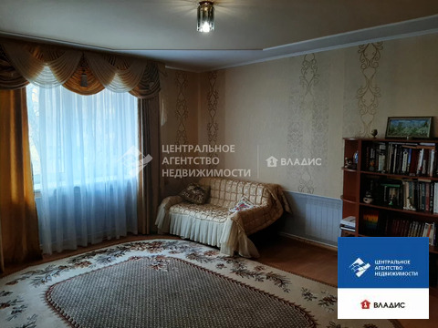 Дом, 2 этажа