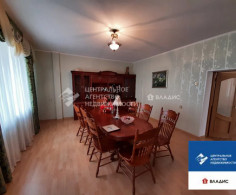 Дом, 2 этажа