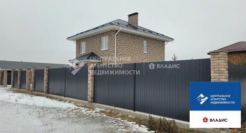 Дом, 2 этажа