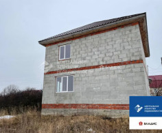 Дом, 2 этажа