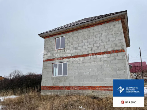 Дом, 2 этажа