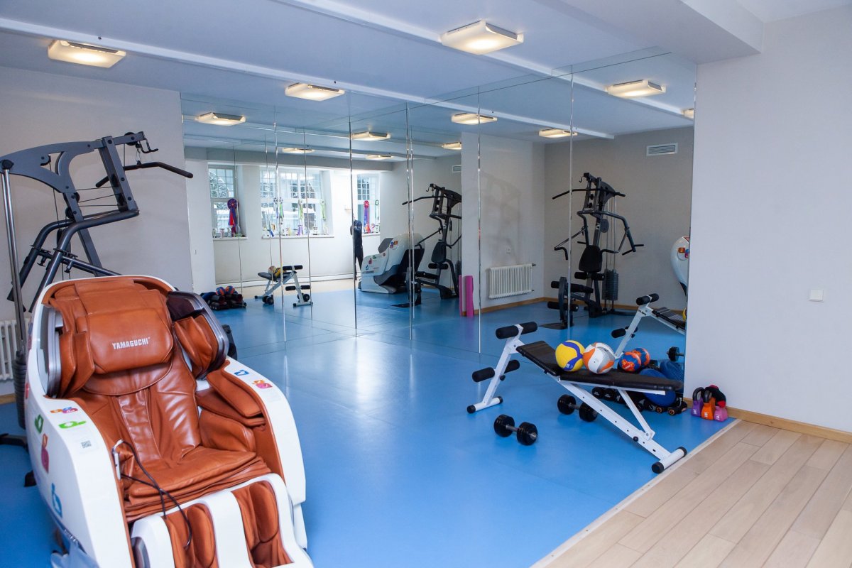 Дом, 3 этажа