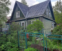 Участок, 2 этажа, 11 соток