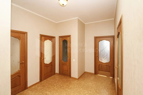 Дом, 3 этажа