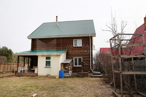 Дом, 3 этажа