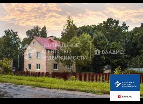 Дом, 2 этажа