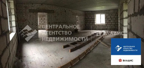 Дом, 2 этажа