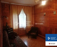 Дом, 3 этажа