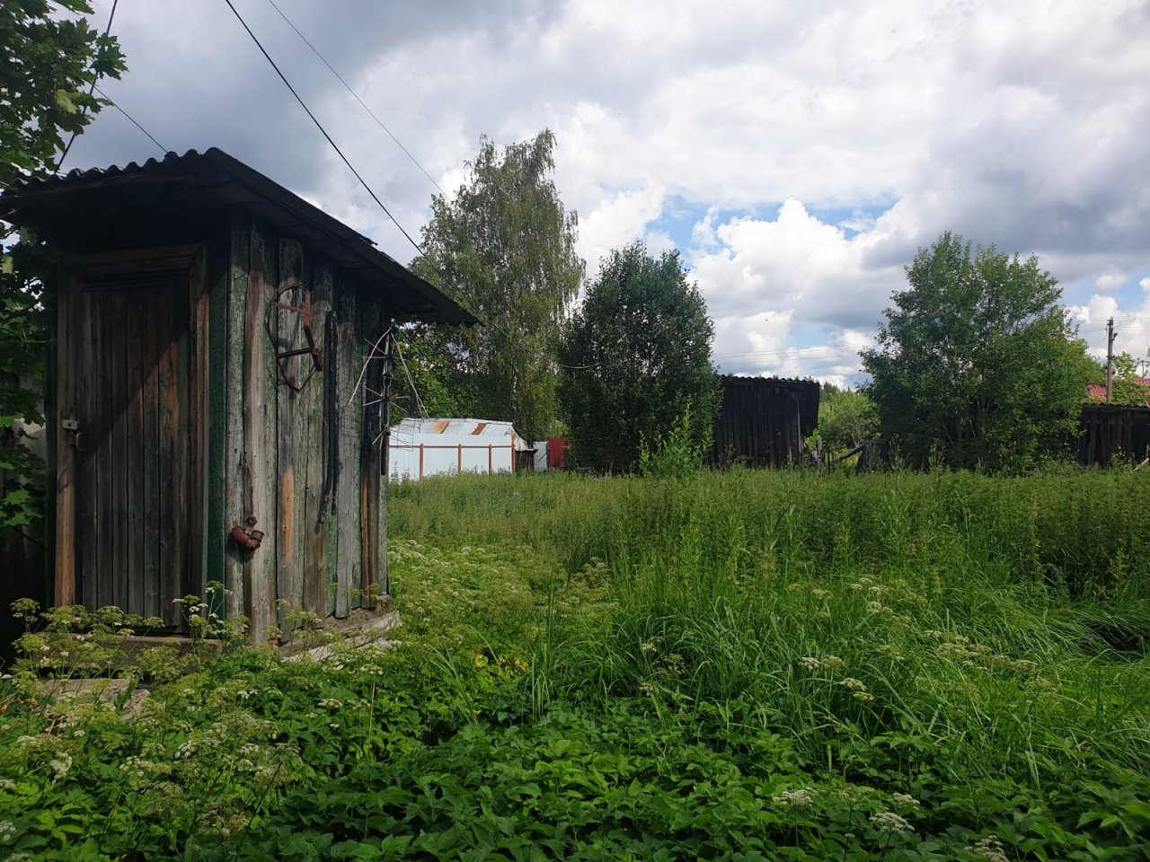 Участок, 2 этажа, 14 соток