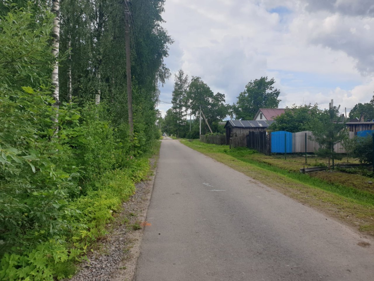 Участок, 2 этажа, 14 соток