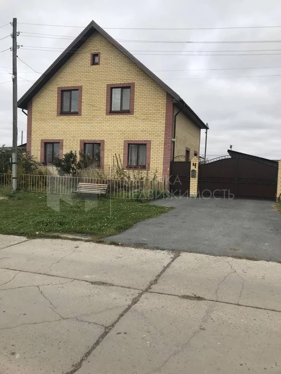 Дом, 2 этажа