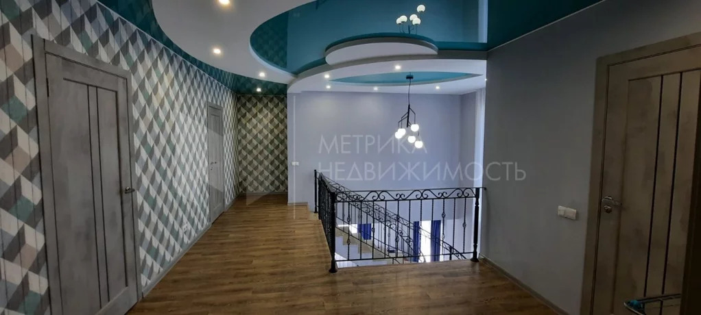 Дом, 2 этажа