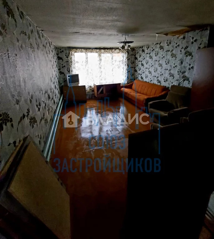 Дом, 2 этажа
