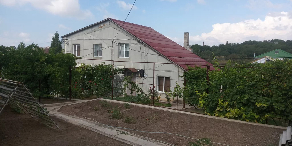 Дом, 2 этажа