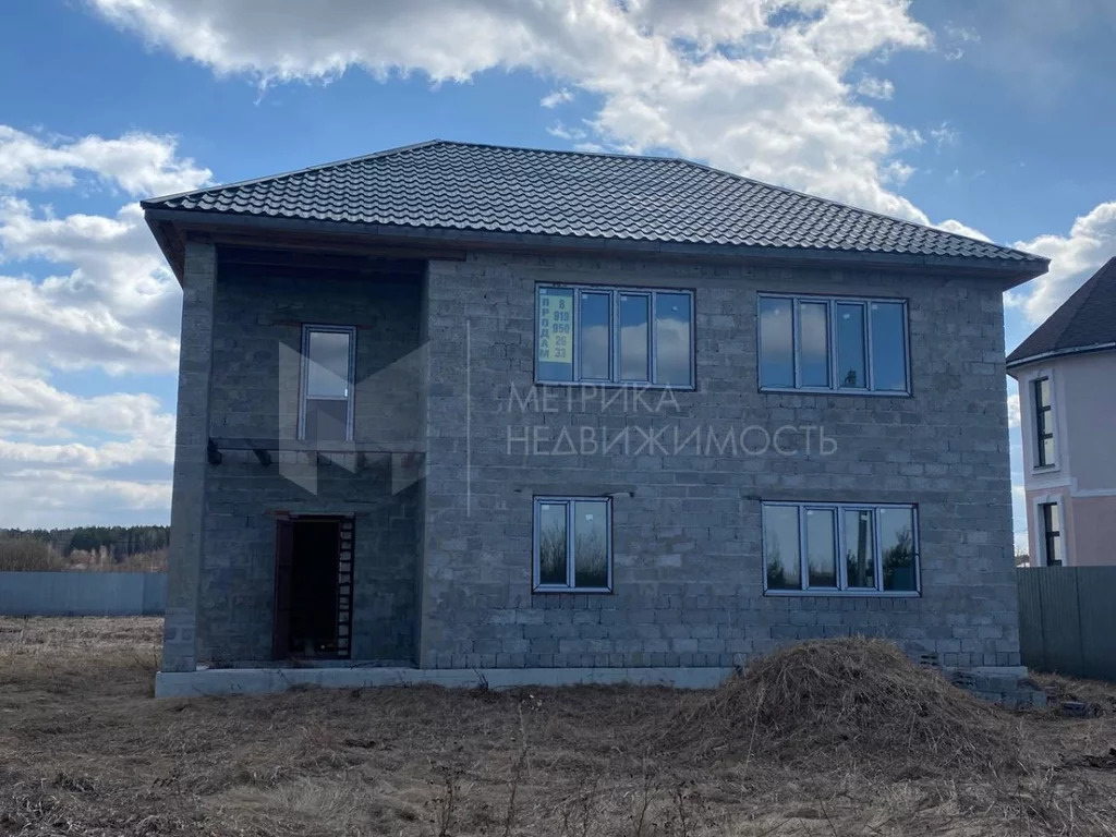 Дом, 2 этажа