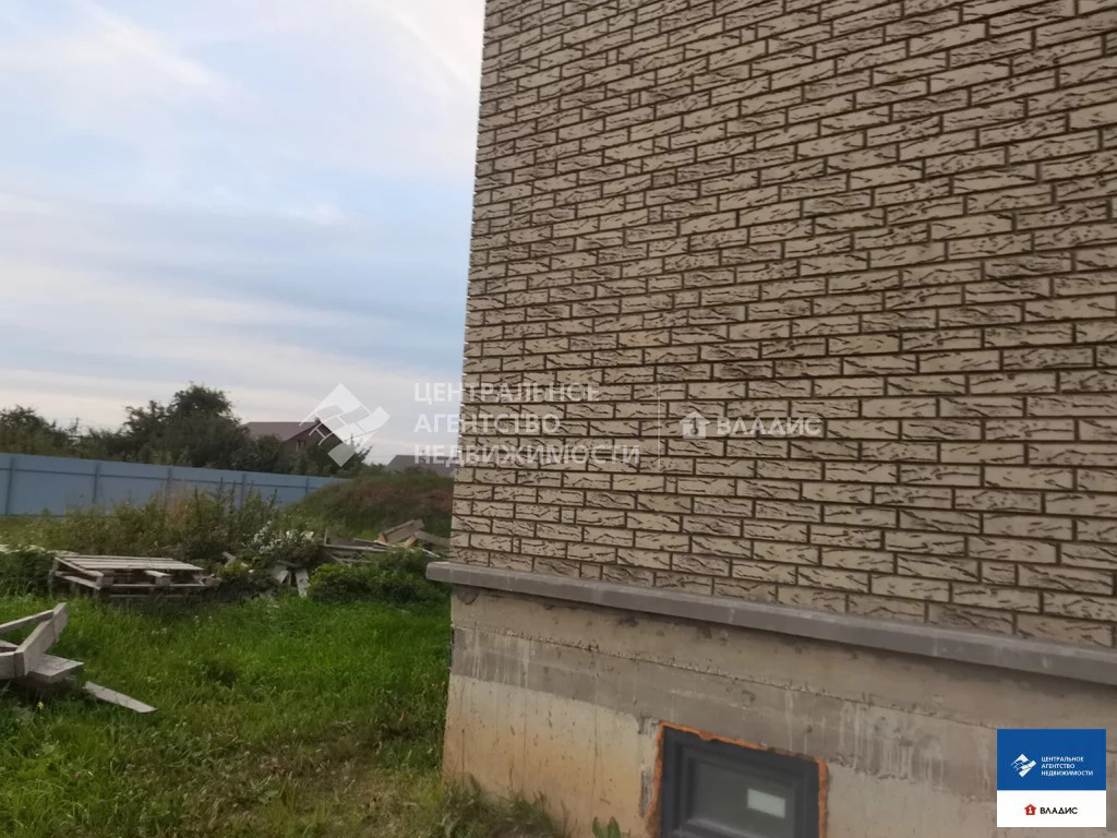 Дом, 3 этажа