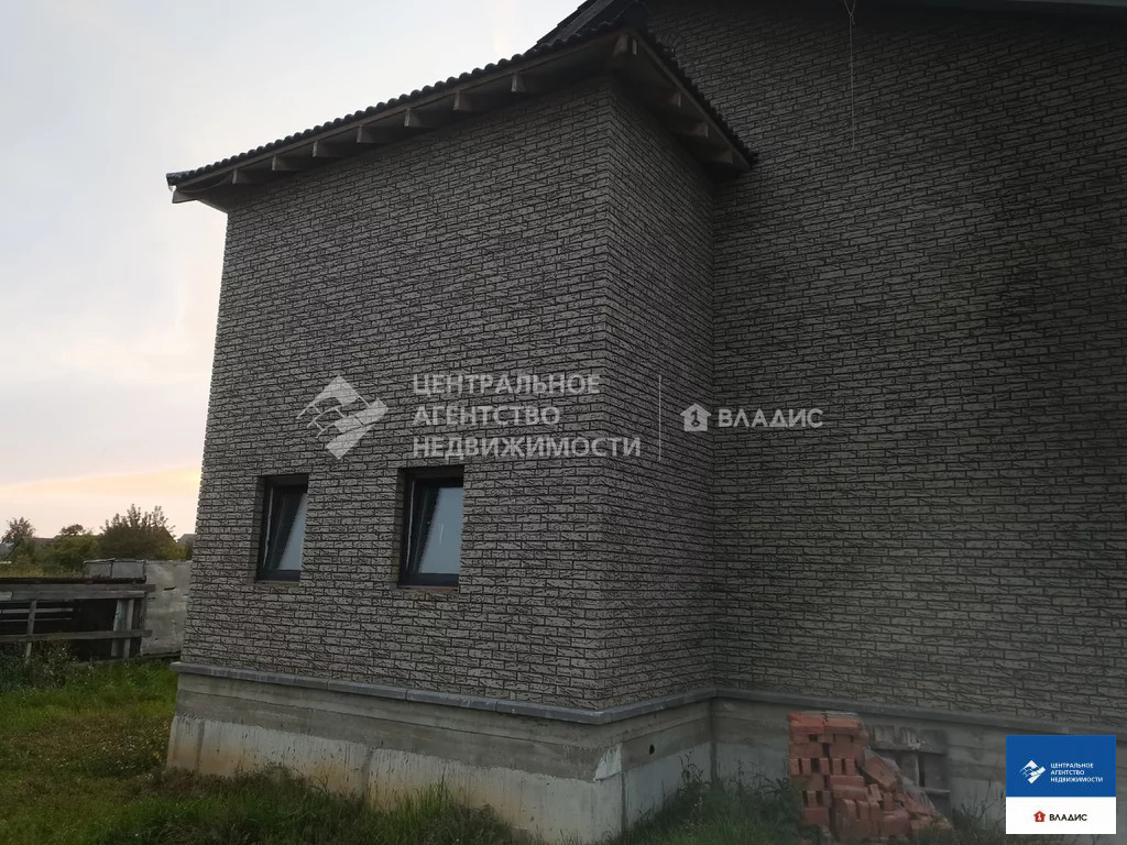 Дом, 3 этажа