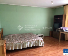 Дом, 2 этажа