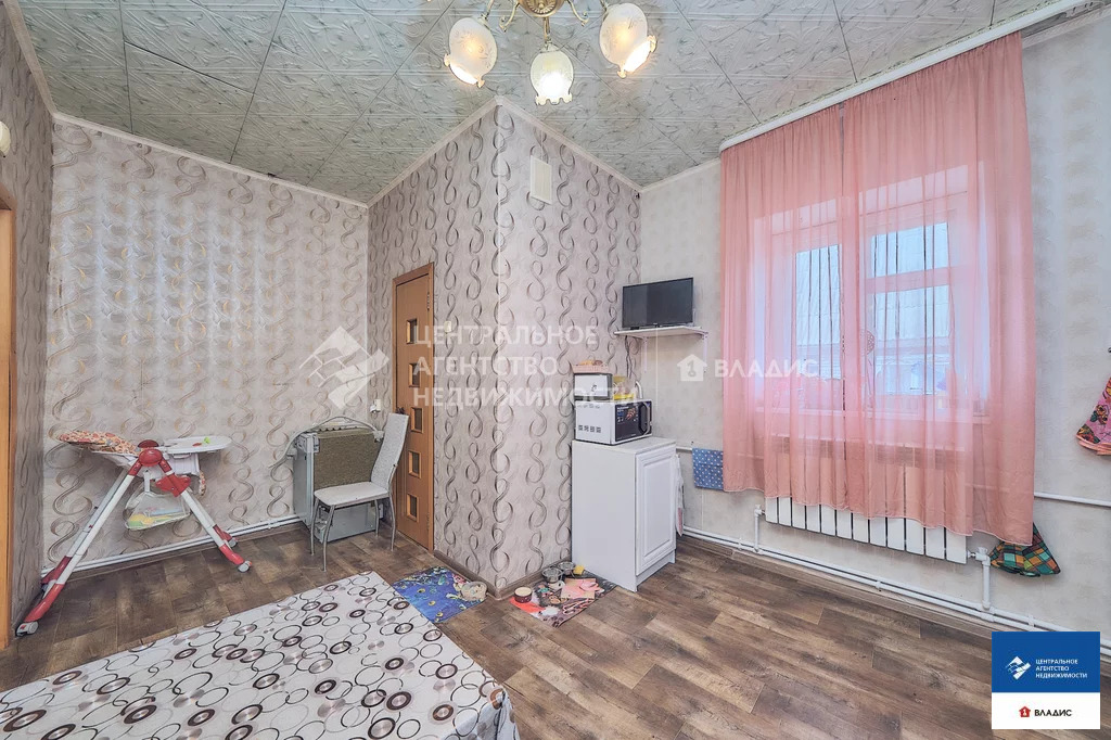Дом, 2 этажа