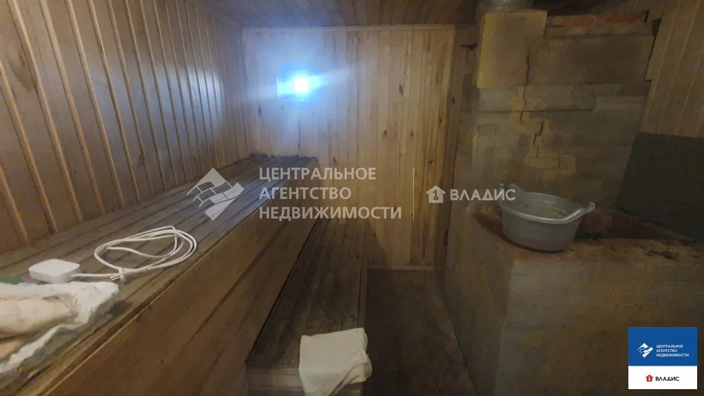 Дом, 2 этажа