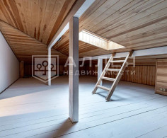 Дом, 3 этажа