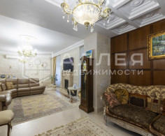 Дом, 3 этажа