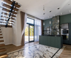 Дом, 2 этажа