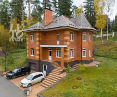 Дом, 2 этажа