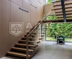 Дом, 2 этажа